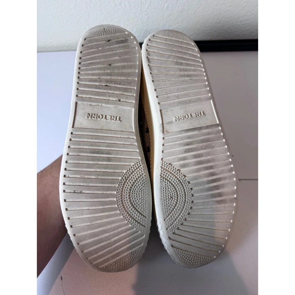 Tretorn Nylite Bold Perforated Suede Platform Sneakers‎ Size 8.5 Minimalist